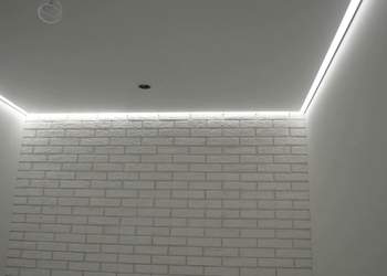 Контурный натяжной потолок с подсветкой